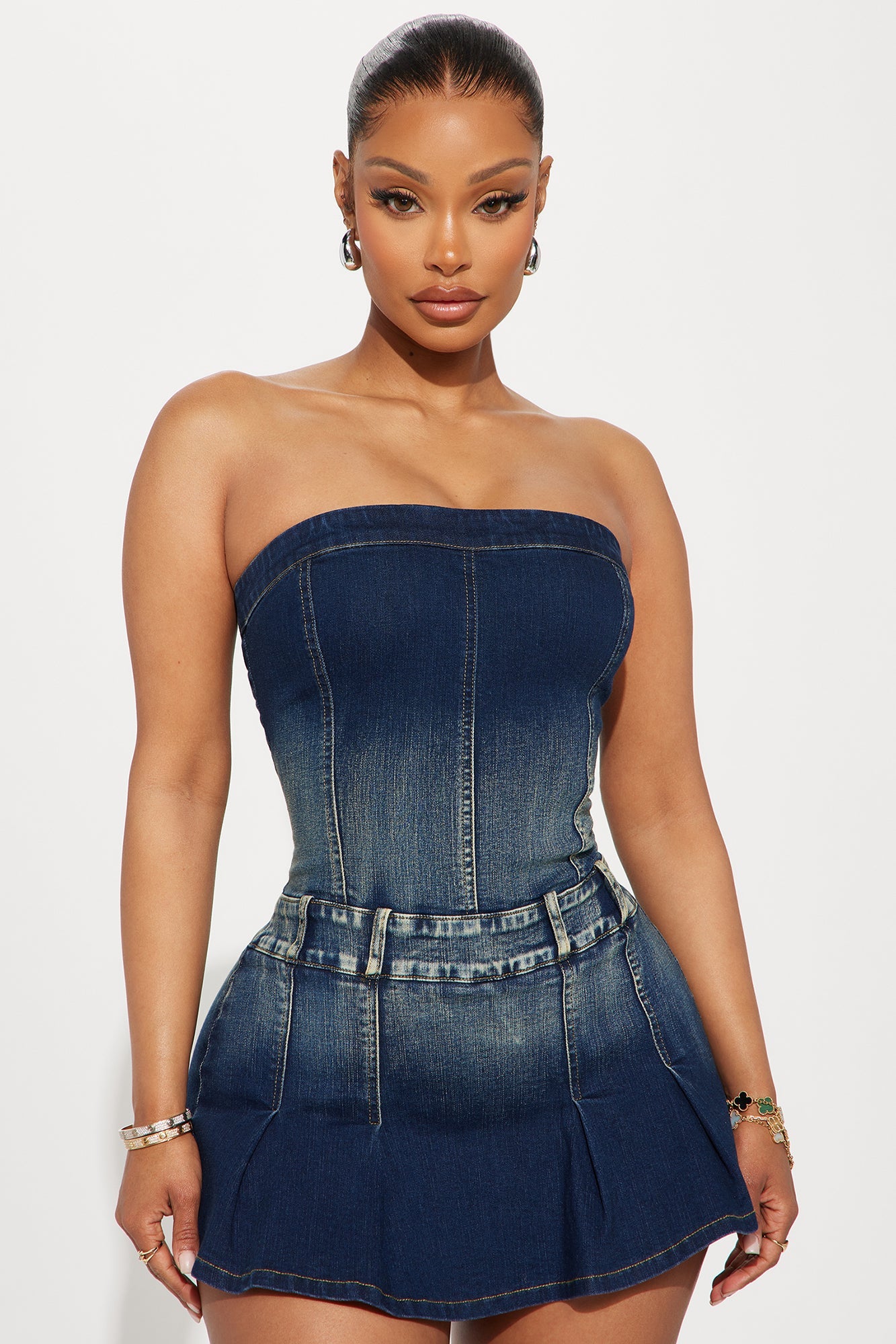 https://cdn.shopify.com/s/files/1/0293/9277/files/01-20-24_S2_64_MR2328FN_DarkWash_KJ_RL_14-13-46_9514_PXF.jpg?v=1716922124